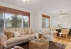 33 Acacia Avenue, Waratah West, NSW 2298 AUSTRALIA