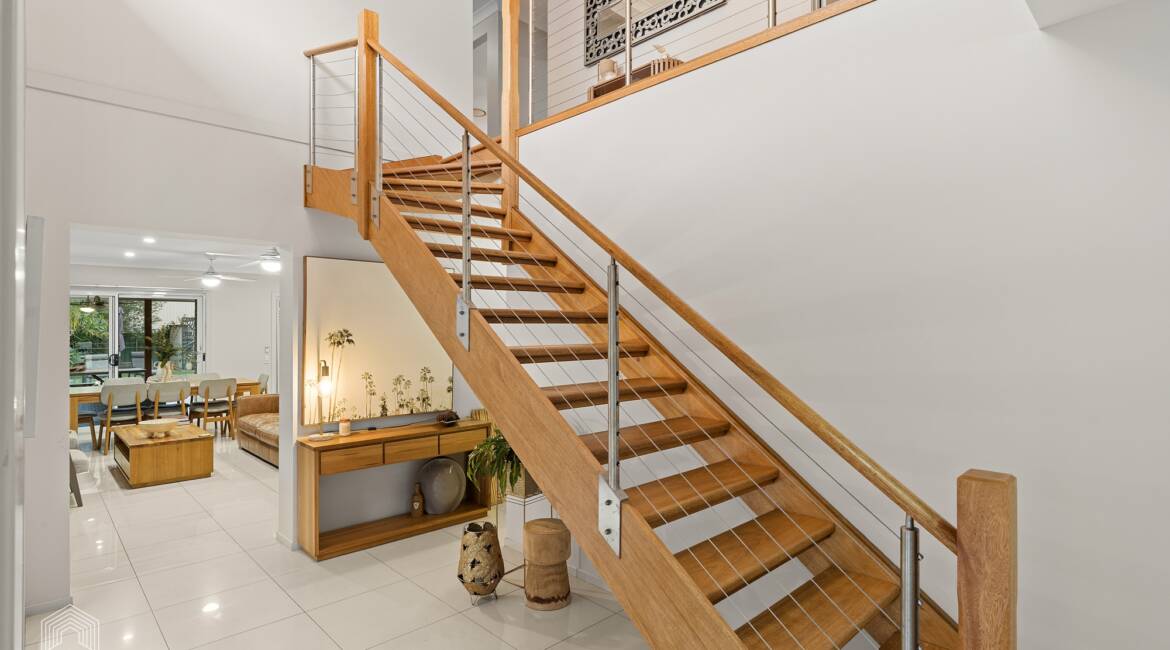 37 Kitchener Parade, Mayfield East, NSW 2304 AU