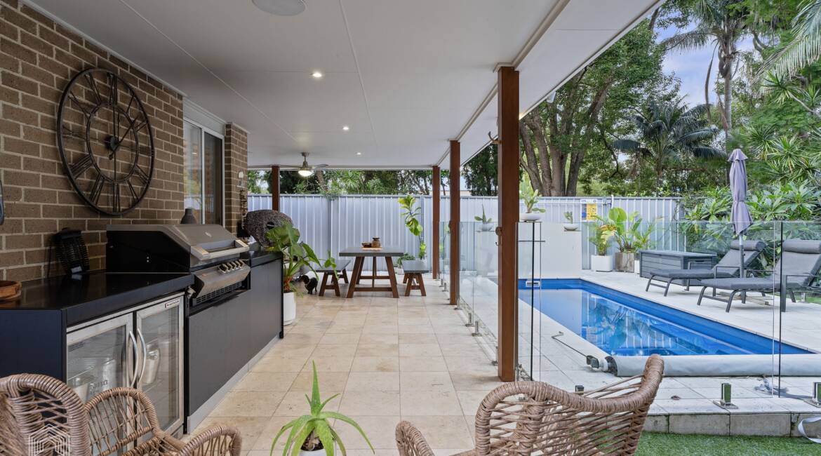 37 Kitchener Parade, Mayfield East, NSW 2304 AU