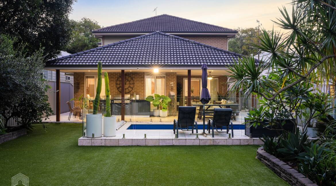 37 Kitchener Parade, Mayfield East, NSW 2304 AU