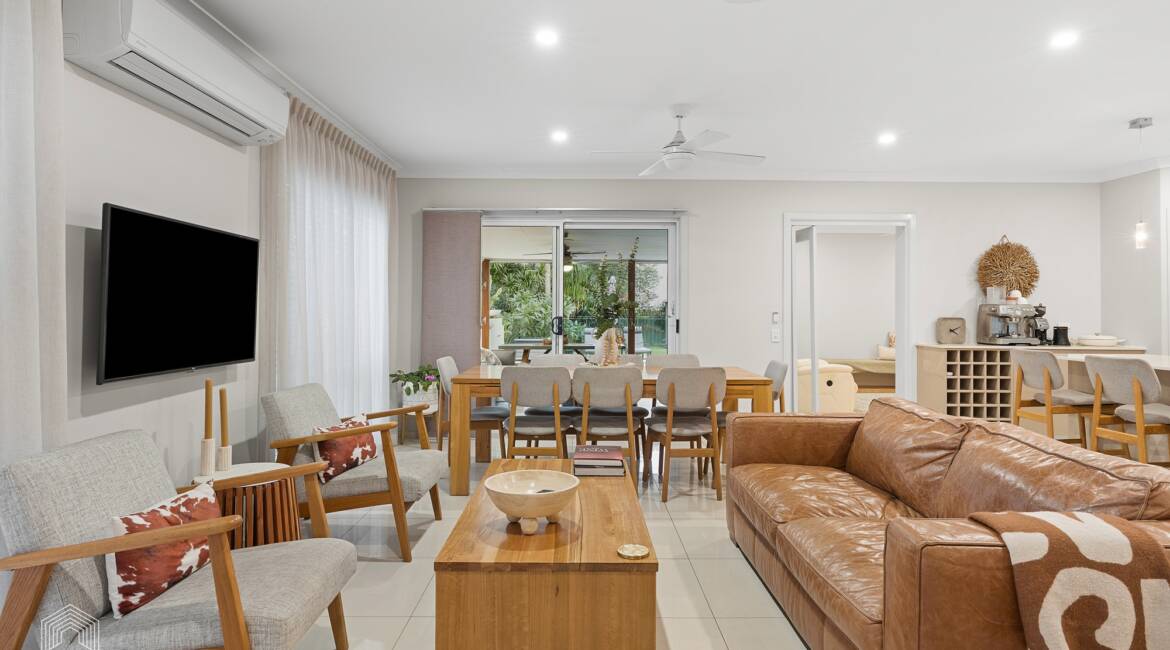 37 Kitchener Parade, Mayfield East, NSW 2304 AU