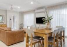 37 Kitchener Parade, Mayfield East, NSW 2304 AU
