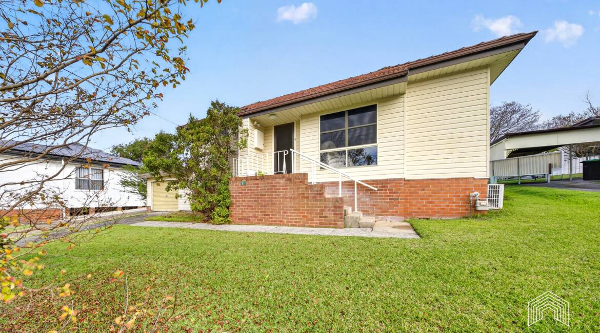 11 Rabaul St, Shortland, NSW 2307 AU