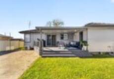 39 Curlew Crescent, Woodberry, NSW 2322 AUSTRALIA