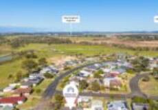 39 Curlew Crescent, Woodberry, NSW 2322 AUSTRALIA