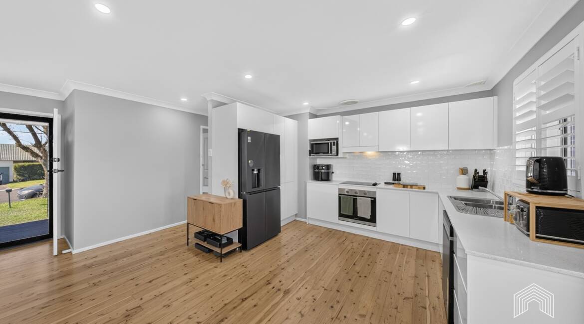 39 Curlew Crescent, Woodberry, NSW 2322 AUSTRALIA