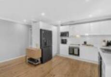 39 Curlew Crescent, Woodberry, NSW 2322 AUSTRALIA