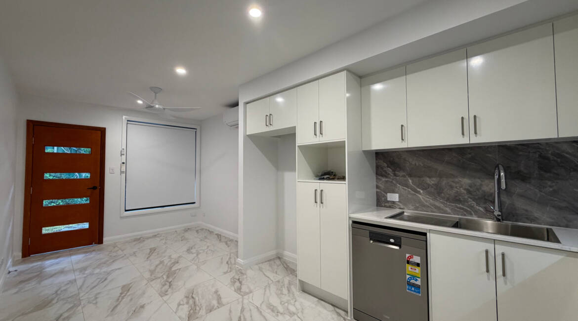 1/157B Aries Way, Elermore Vale, NSW 2287 Australia