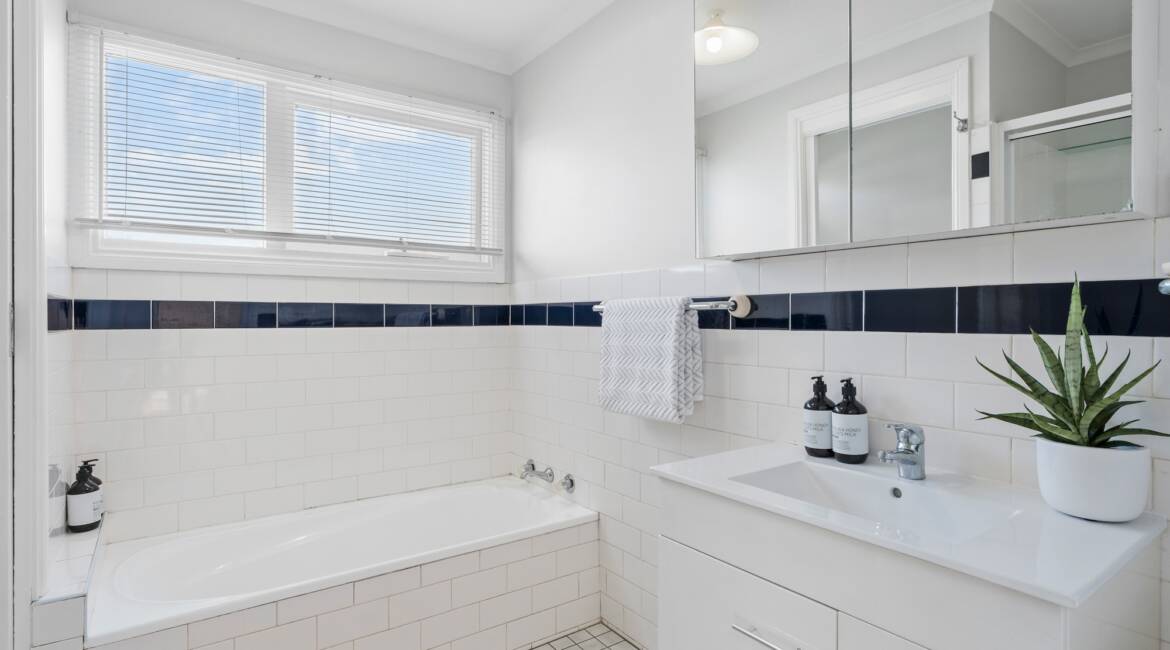 2 Vickers Street, Mayfield West, NSW 2304 AUSTRALIA