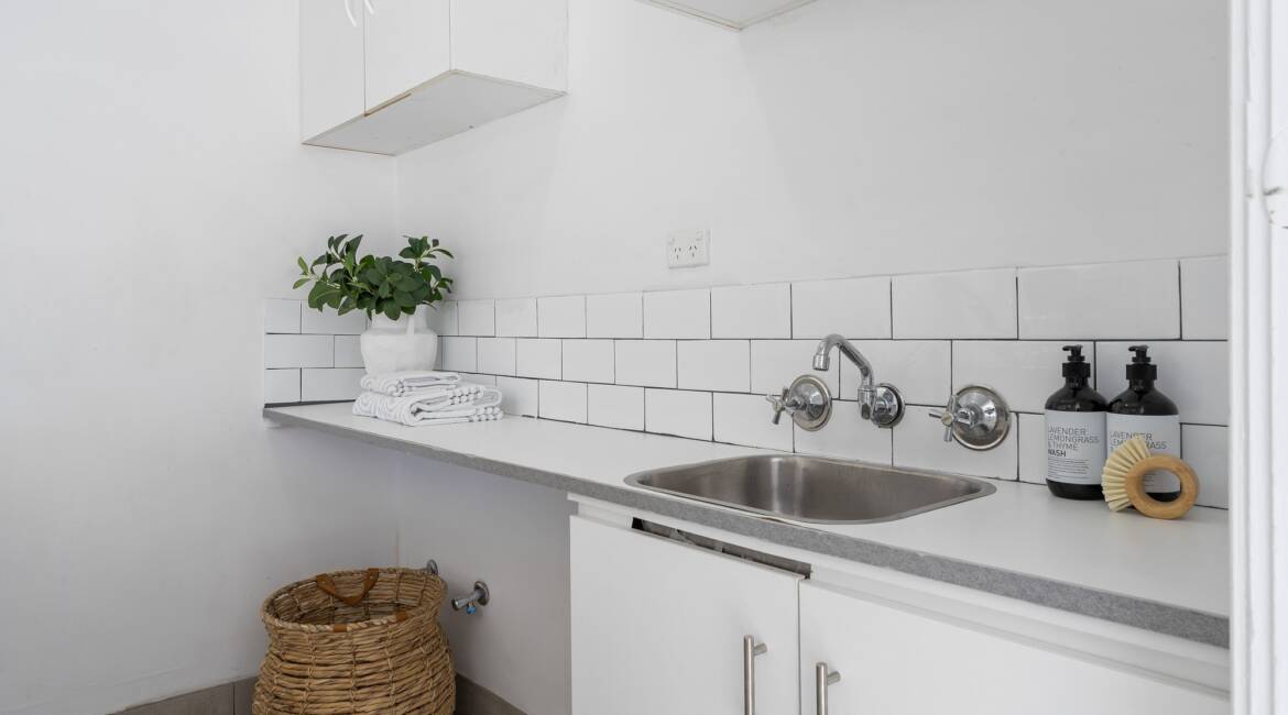 2 Vickers Street, Mayfield West, NSW 2304 AUSTRALIA