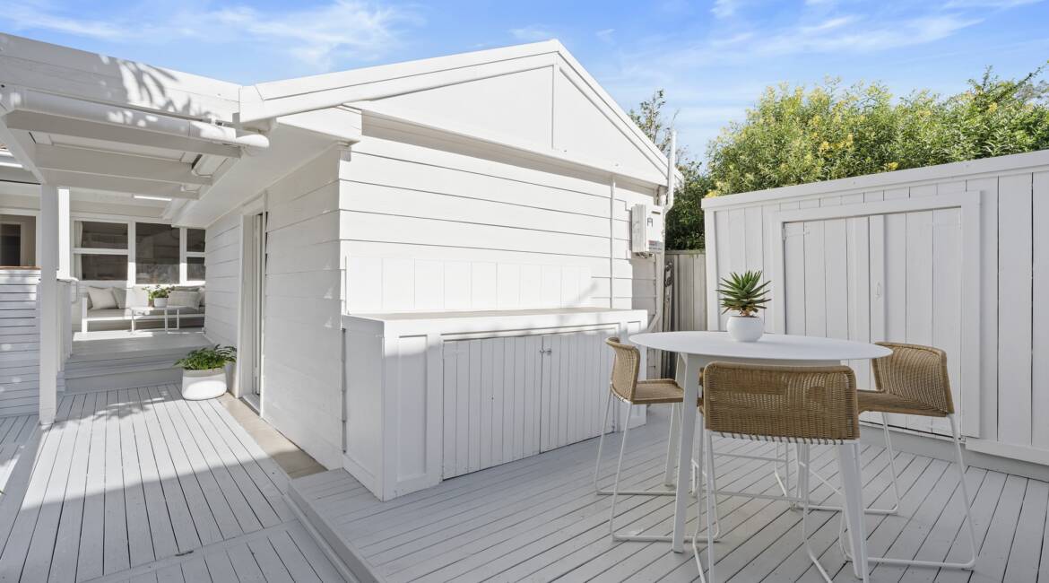 2 Vickers Street, Mayfield West, NSW 2304 AUSTRALIA