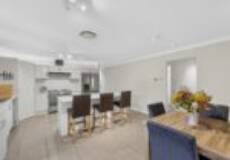 66 Budgeree Drive, Aberglasslyn, NSW 2320 AUSTRALIA