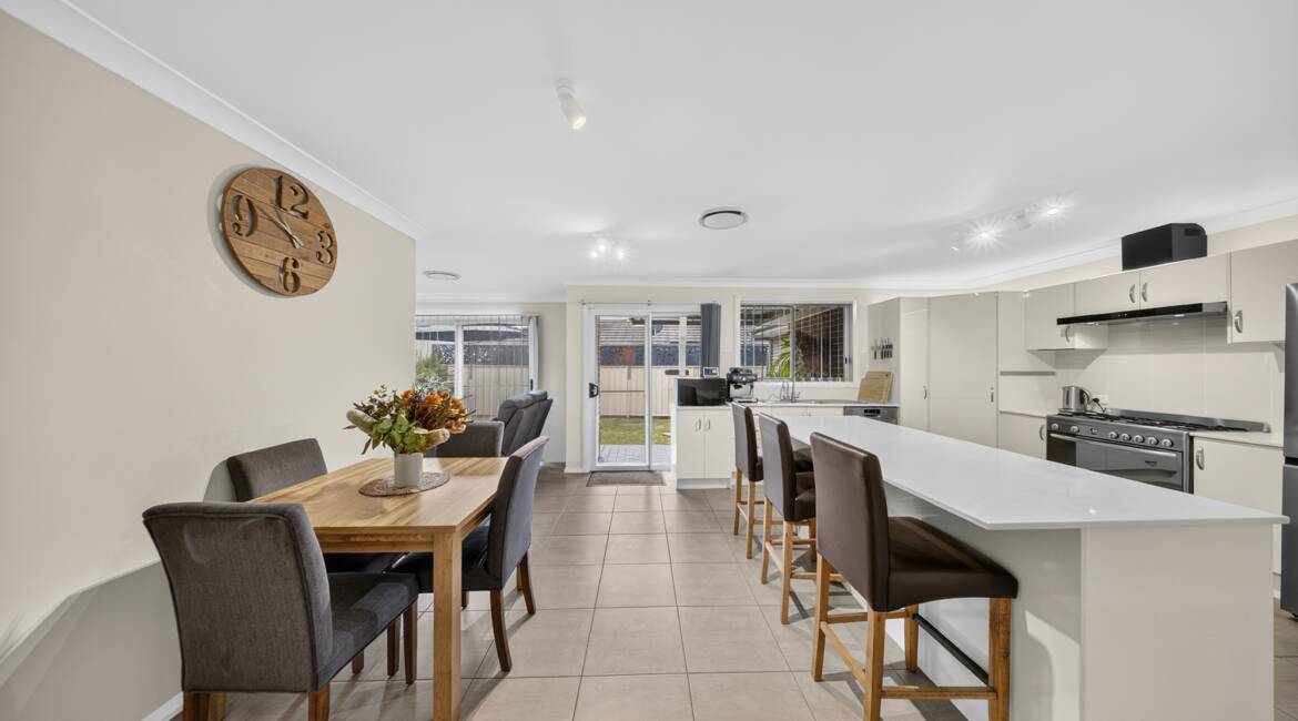 66 Budgeree Drive, Aberglasslyn, NSW 2320 AUSTRALIA