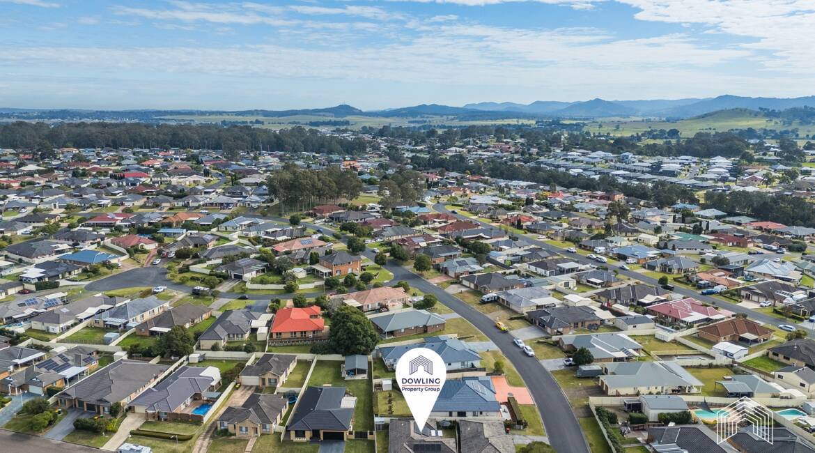 66 Budgeree Drive, Aberglasslyn, NSW 2320 AUSTRALIA