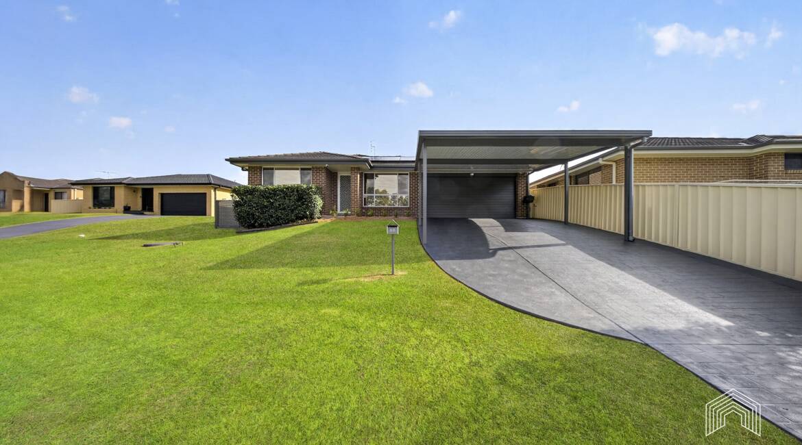 66 Budgeree Drive, Aberglasslyn, NSW 2320 AUSTRALIA