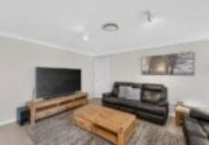 66 Budgeree Drive, Aberglasslyn, NSW 2320 AUSTRALIA