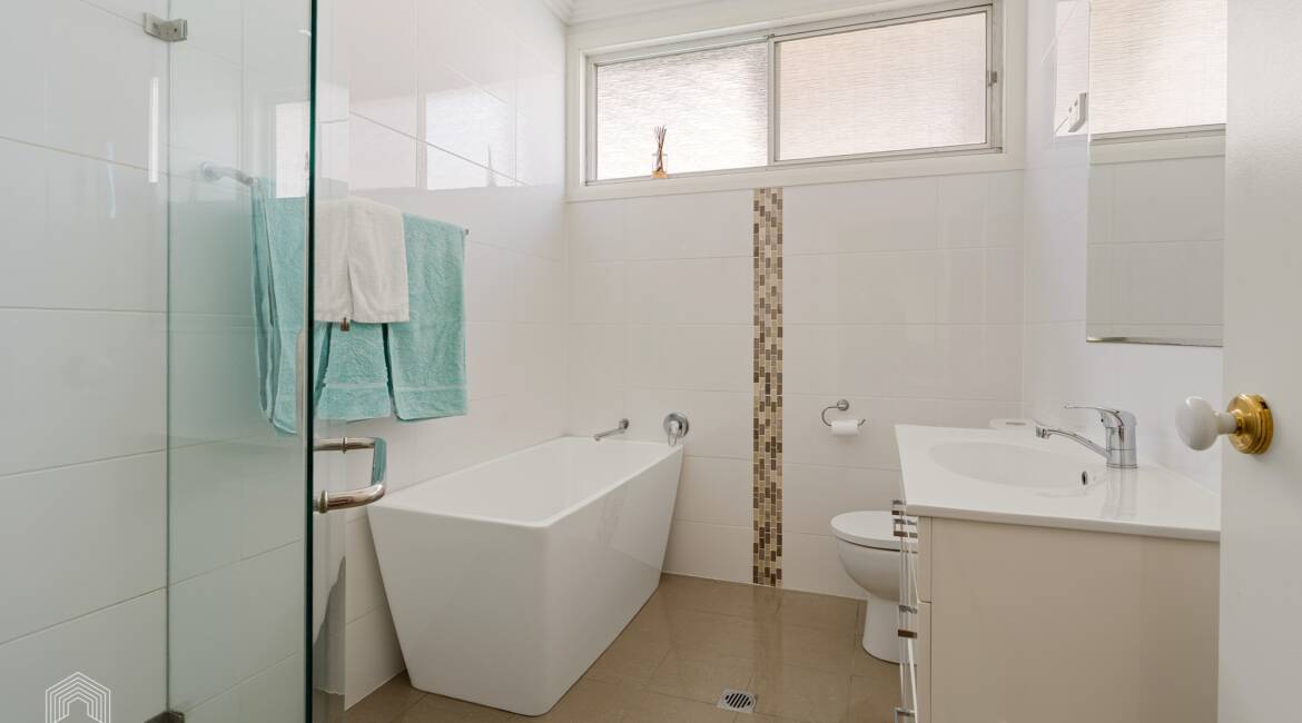 17 Stevenson Avenue, Mayfield West, NSW 2304 AU
