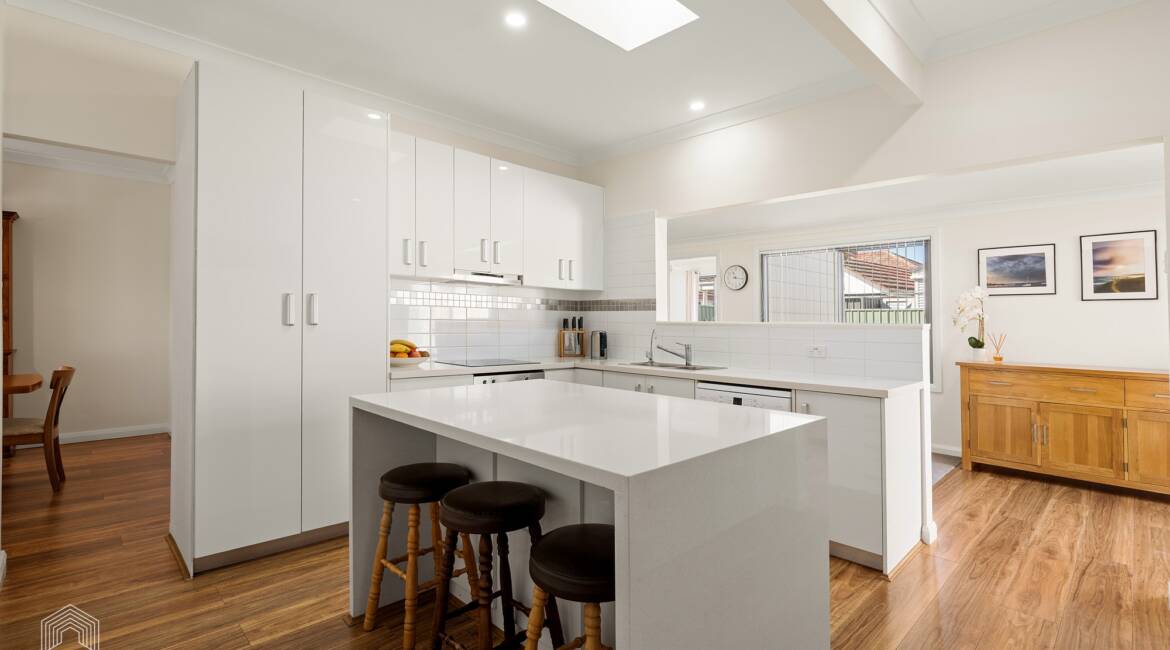 17 Stevenson Avenue, Mayfield West, NSW 2304 AU