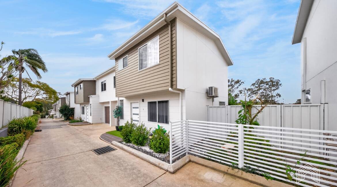 3/8 Mort Street, Shortland, NSW 2307 AUSTRALIA