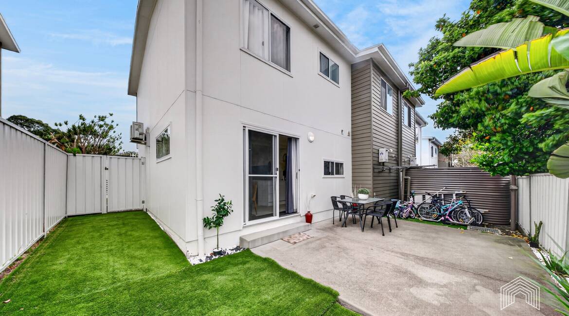 3/8 Mort Street, Shortland, NSW 2307 AUSTRALIA