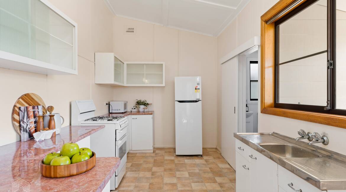 176 Lindsay Street, Hamilton, NSW 2303 AUSTRALIA