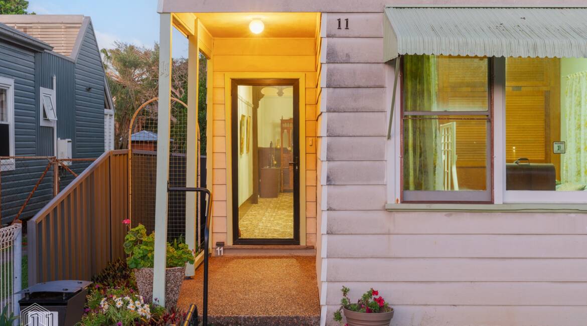11 Caldwell Street, Merewether, NSW 2291 AUSTRALIA