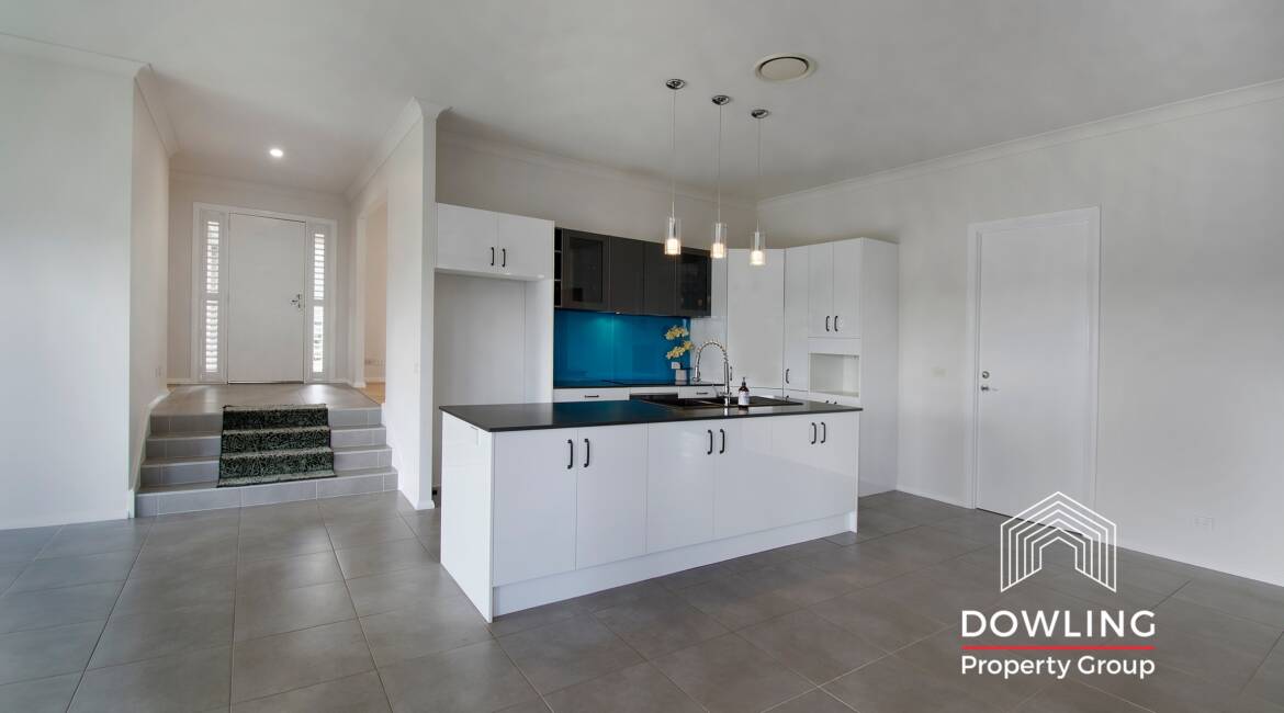 6 Kimberley Place, Macquarie Hills, NSW 2285 AUSTRALIA