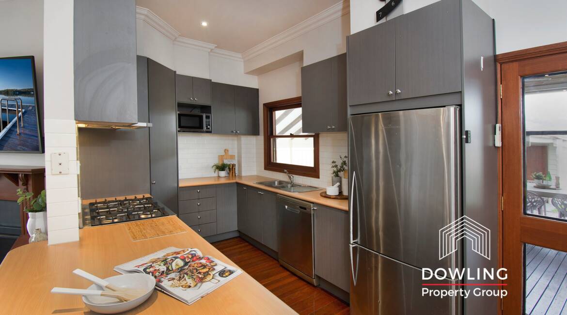 24 Russell Road, New Lambton, NSW 2305 AUSTRALIA