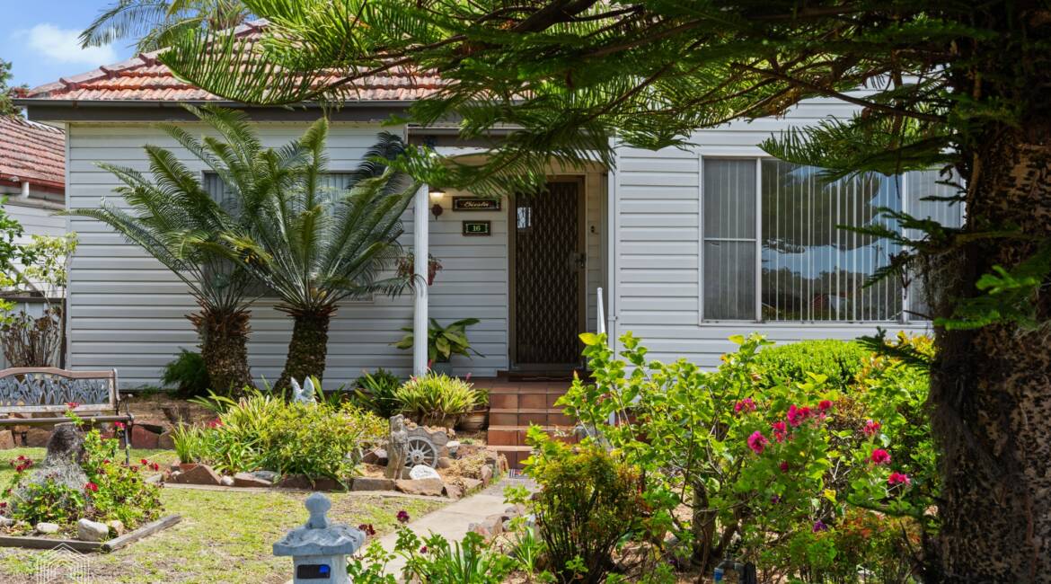 16 Travers Avenue, Mayfield West, NSW 2304 AUSTRALIA