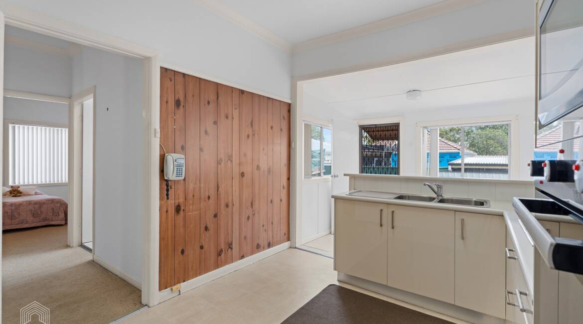 16 Travers Avenue, Mayfield West, NSW 2304 AUSTRALIA